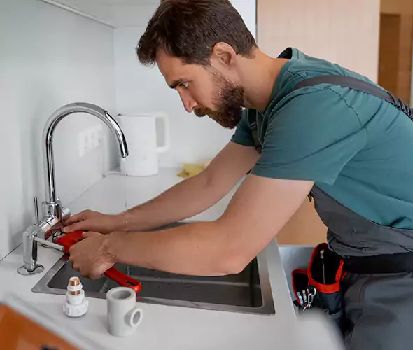 Professional Faucet Replacement Specialist in Bronx, NY: Schedule Affordable Faucet Replacement Services with Us