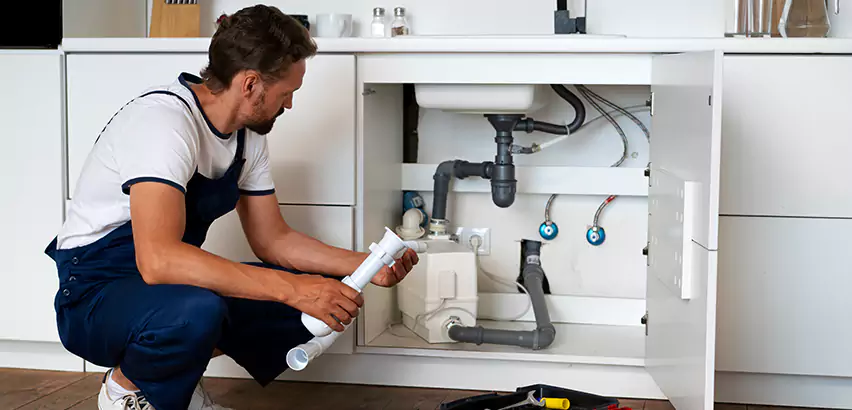 Plumbers for Frozen Pipes in Bronx